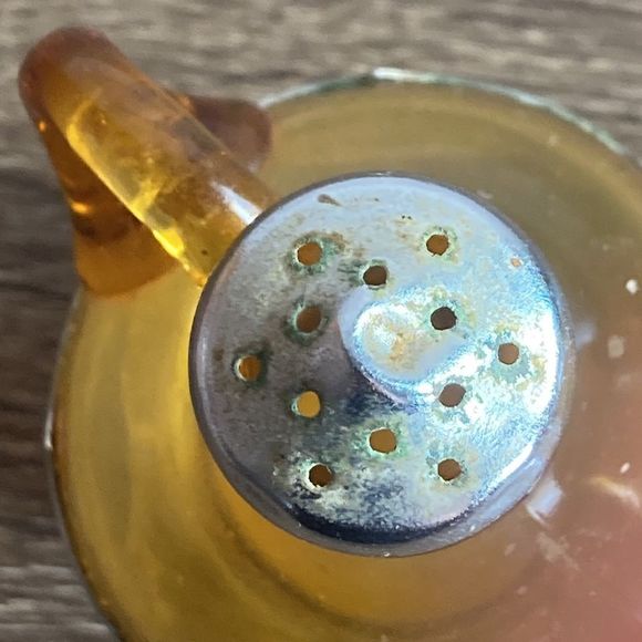 Salt & Pepper Shakers VTG Amber Glass & Chrome Metal Farber Bros Set - Picture 7 of 14